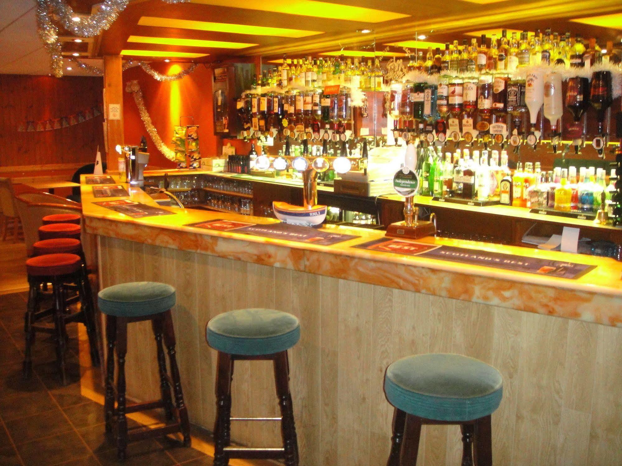 The Royal Hotel Blairgowrie and Rattray Buitenkant foto