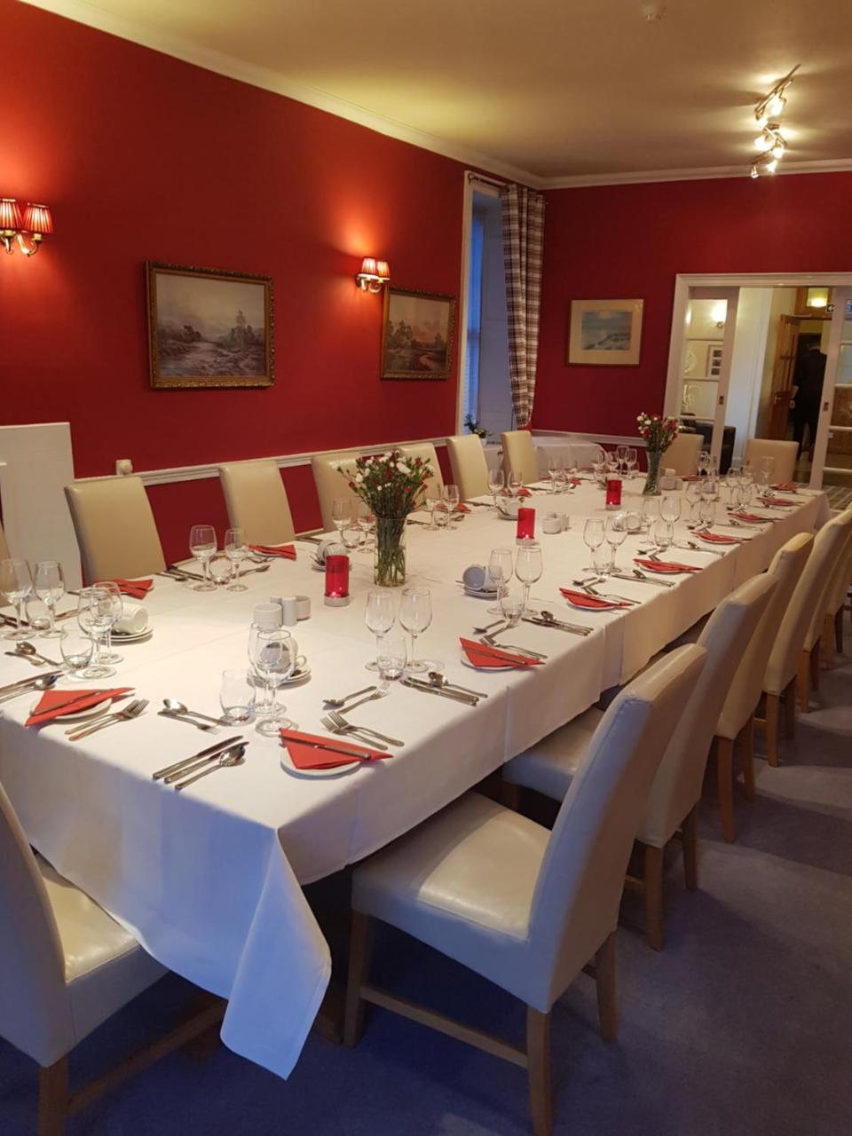 The Royal Hotel Blairgowrie and Rattray Buitenkant foto